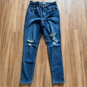 Levi's 721 High Rise Skinny Jeans